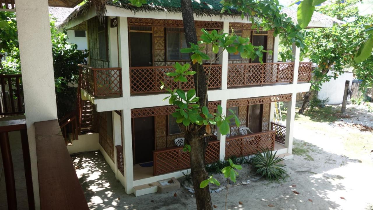 The Shark'S Tail Dive Center Hotel Daanbantayan Eksteriør billede