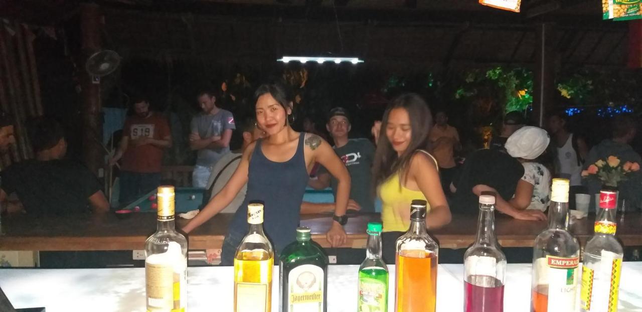 The Shark'S Tail Dive Center Hotel Daanbantayan Eksteriør billede