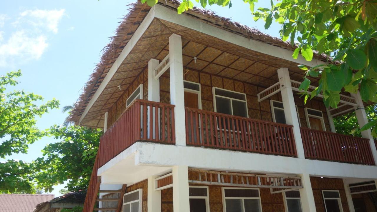 The Shark'S Tail Dive Center Hotel Daanbantayan Eksteriør billede